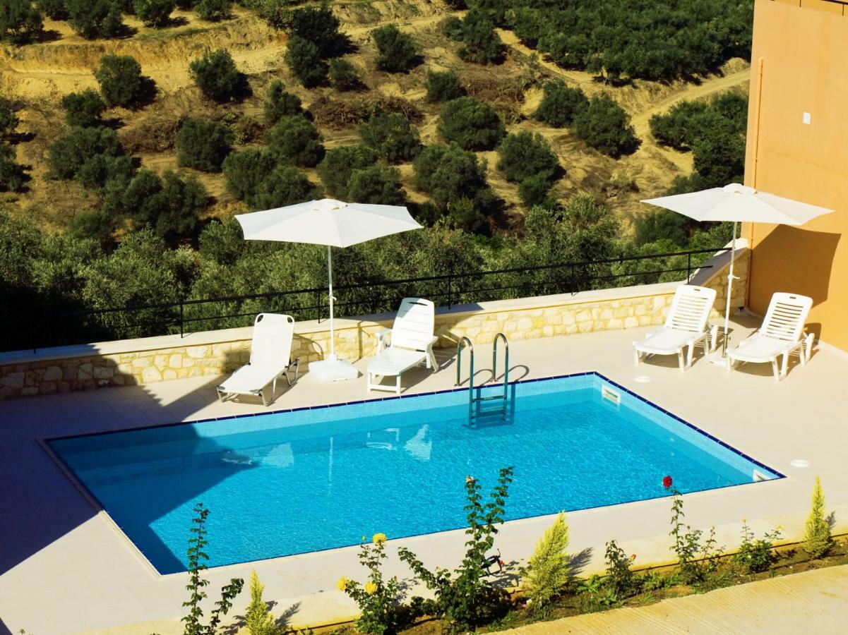 Olive Tree Hillside Apartment Stalós Esterno foto